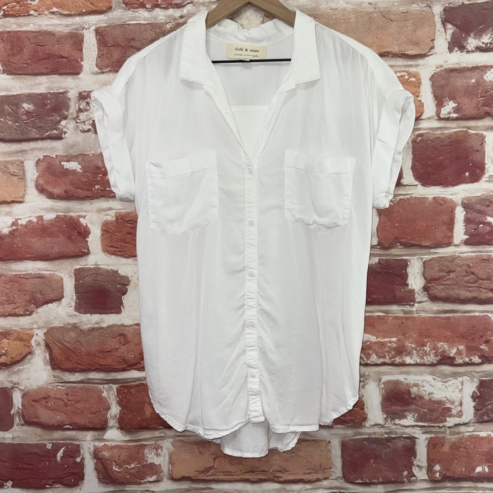 Anthropologie Cloth & Stone Top Women's M Plain White Button Up Casual Shirt